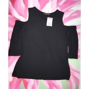 Kim & Cami Size S Cold Shoulder